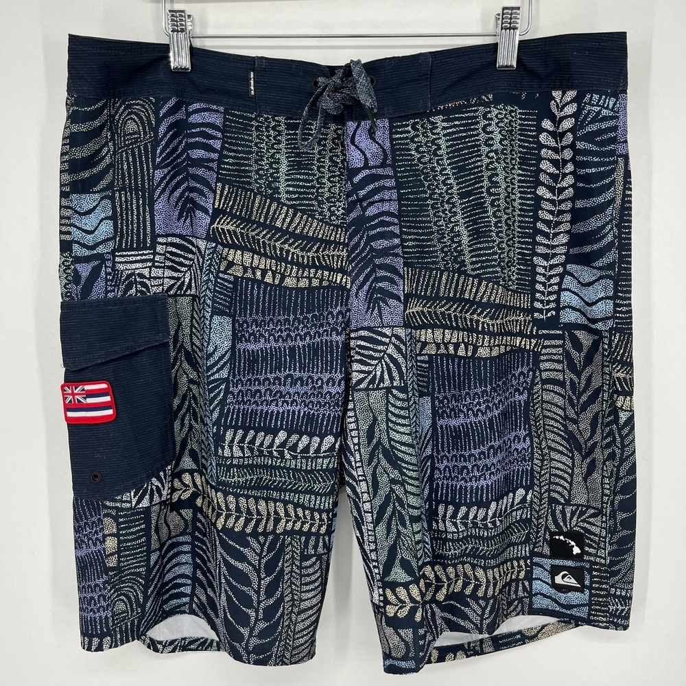 Quiksilver SurfSilk Mens 36 Boardshorts Blue Tribal Leaf Print Hawaii